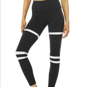 Black Alo Leggings